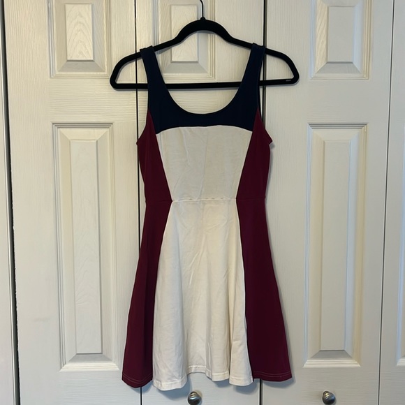 Express Outlet Color Block Sleeveless Swing Dress - Picture 1 of 5